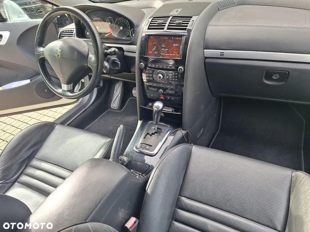 Peugeot 407 - 25