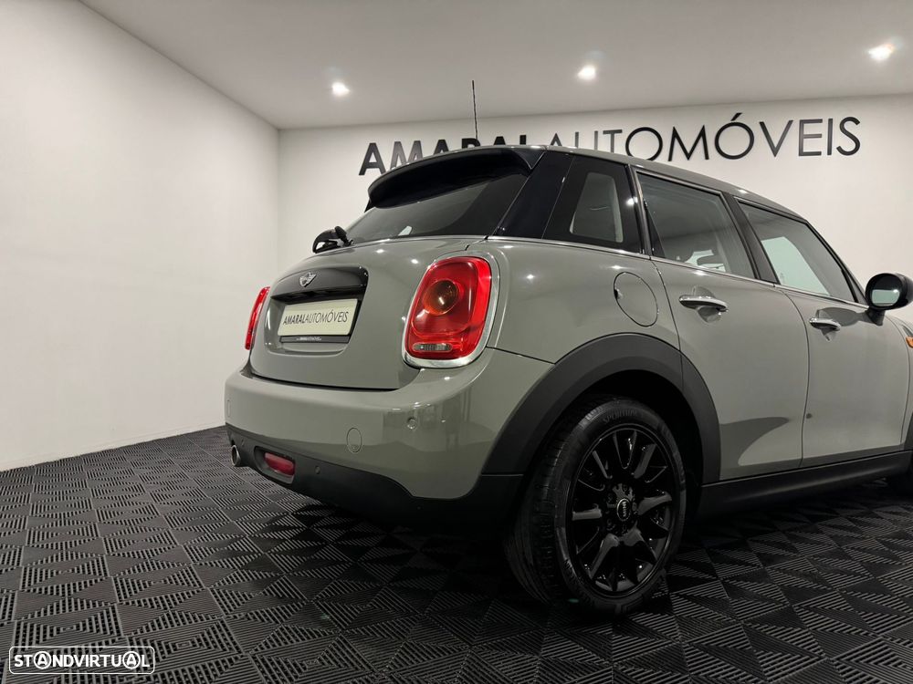 MINI 5 Portas One D - 19