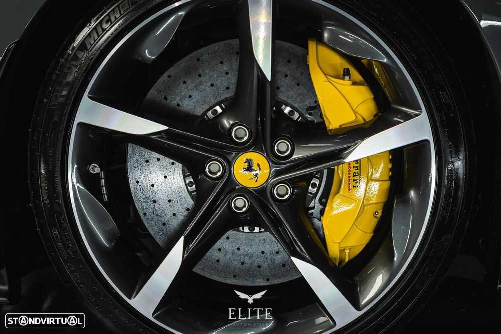 Ferrari SF90 Stradale - 5