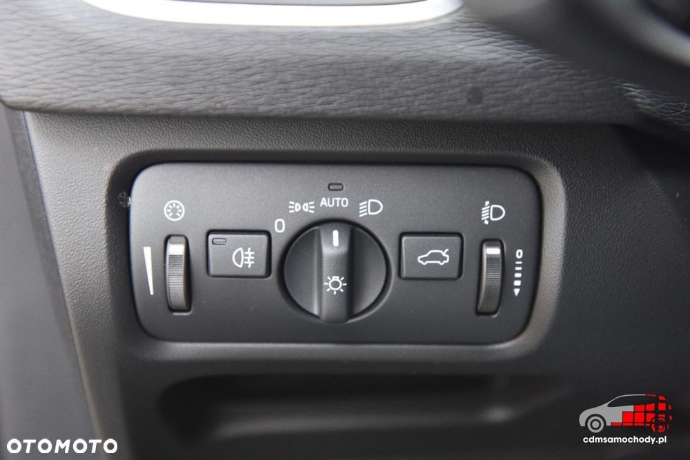 Volvo V40 - 33