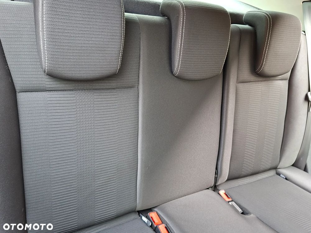 Renault Clio 1.2 16V 75 Night and Day - 17