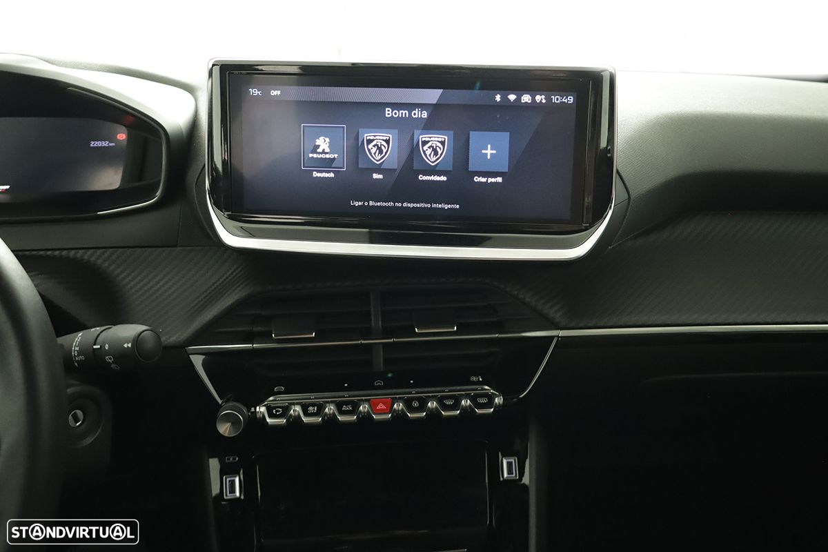 Peugeot 2008 1.2 PureTech Allure EAT8 - 9