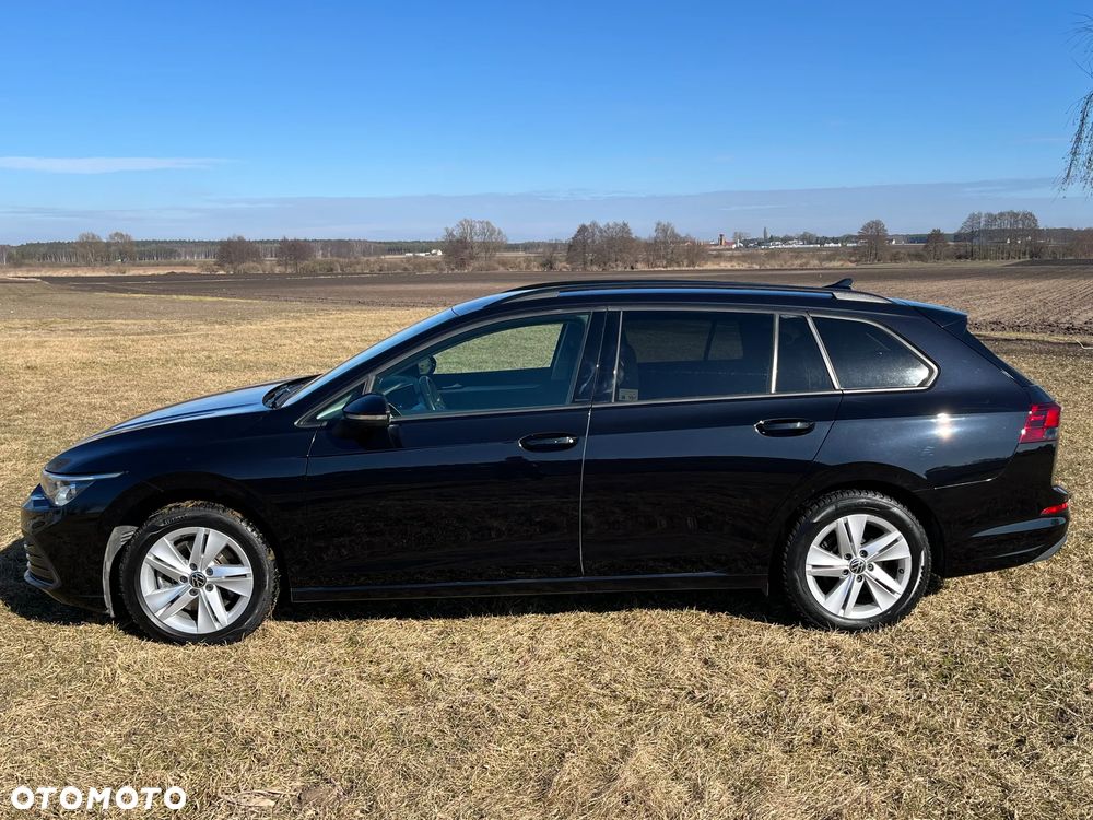 Volkswagen Golf - 25