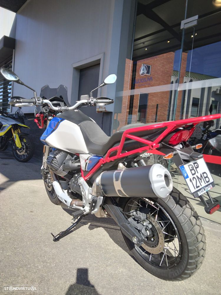 Moto Guzzi V85 EVOCATIVE - 3