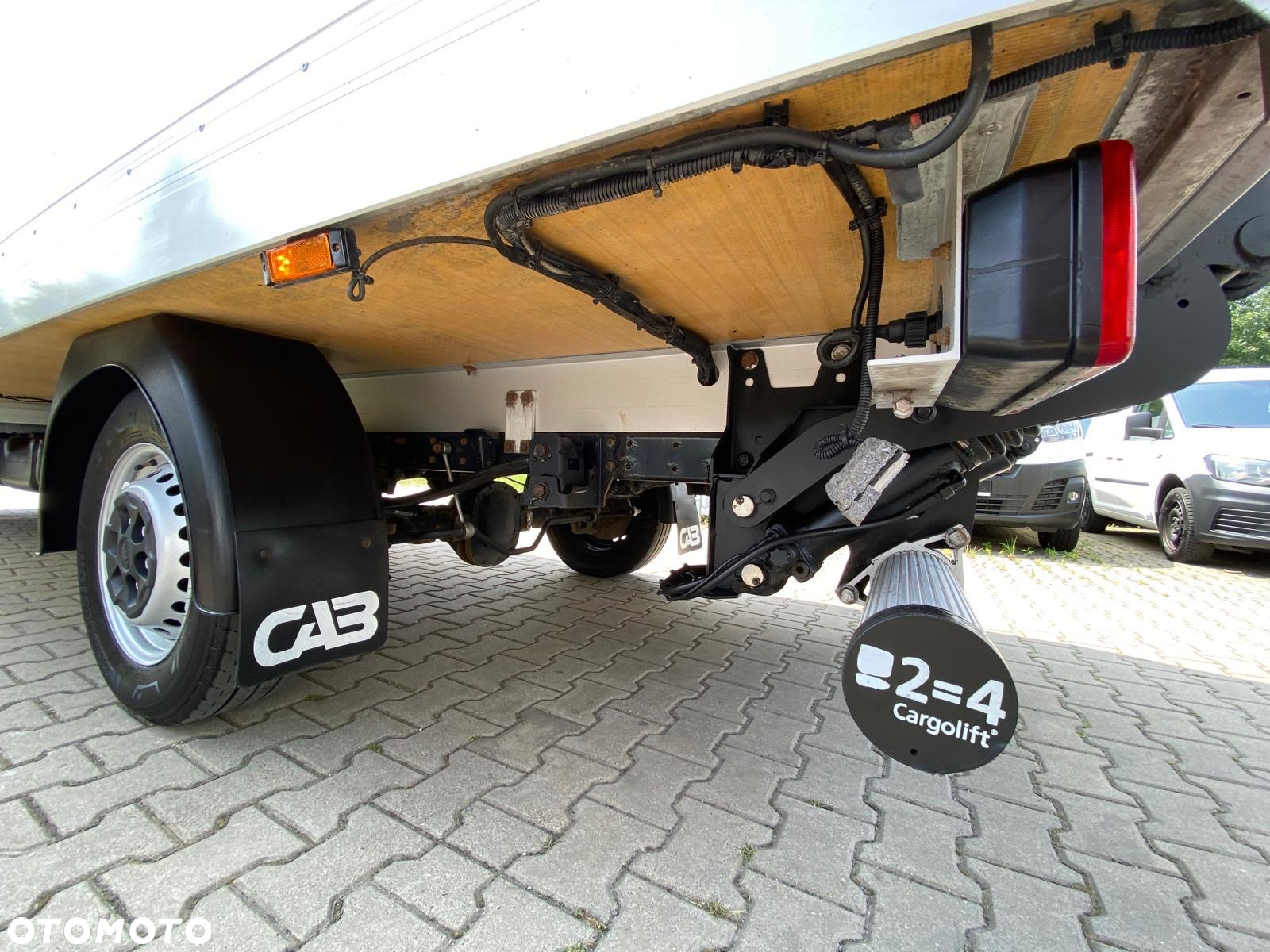 Iveco DAILY 35-160 HI-MATIC CHŁODNIA 8EP THERMO KING V300 MAX WINDA ZEPRO - 24