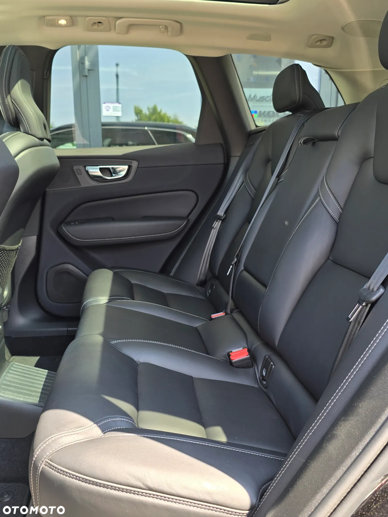 Volvo XC 60 T6 Plug-In Hybrid AWD Inscription - 7