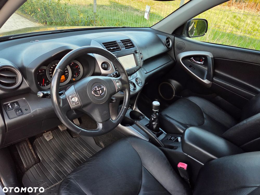 Toyota RAV4 2.2 D-CAT 4x4 Executive - 6