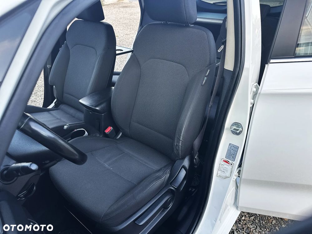 Kia Carens 1.7 CRDi Spirit - 15