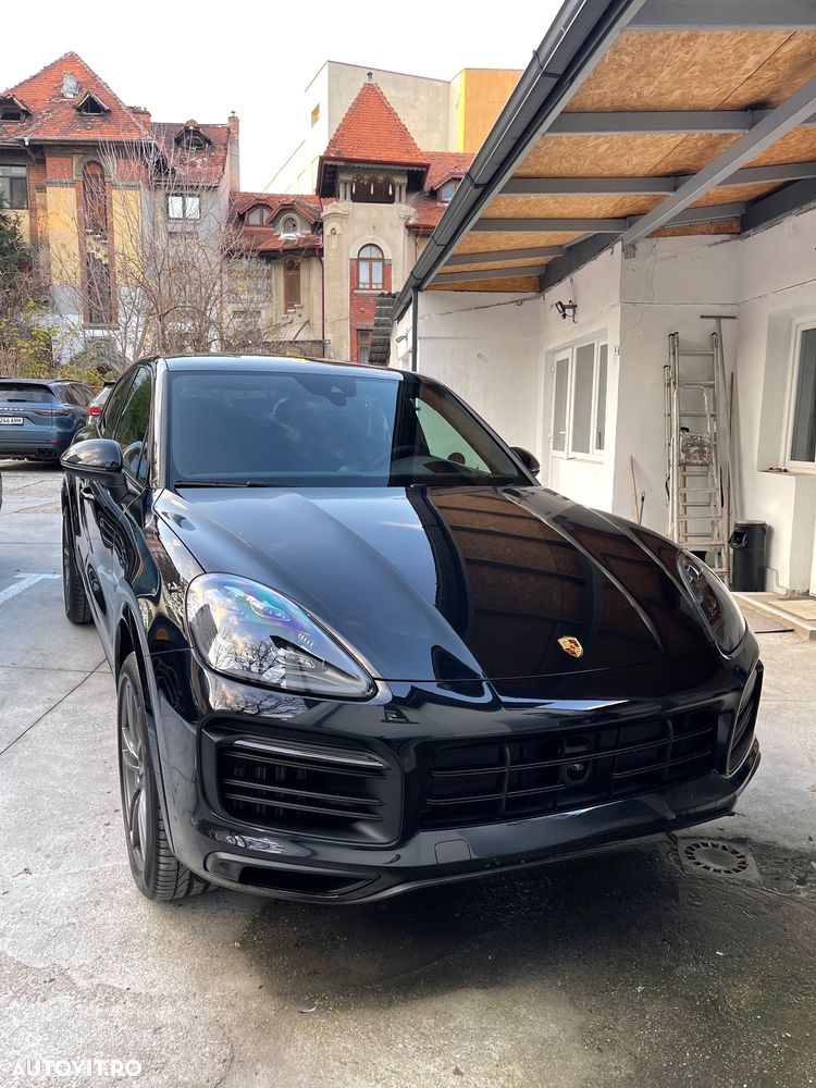 Porsche Cayenne Coupe Standard - 11