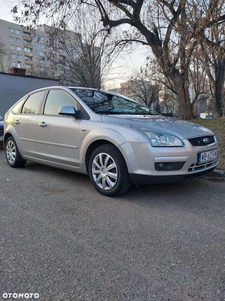 Ford Focus 1.8 Ghia - 2