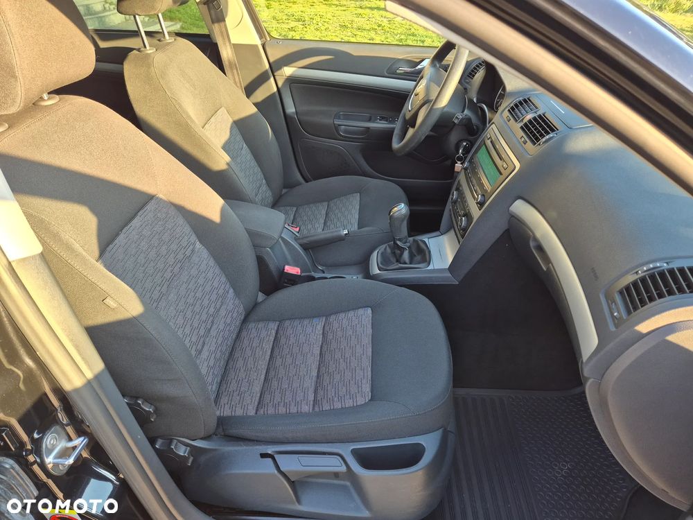 Skoda Octavia 1.6 - 21