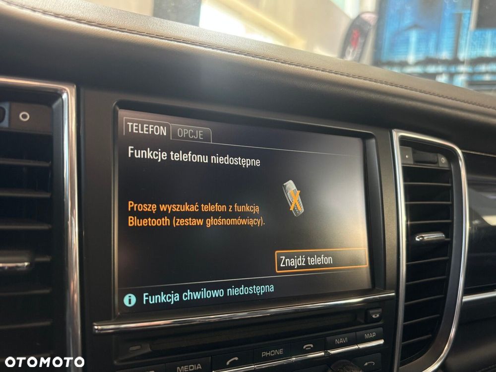 Porsche Panamera - 21