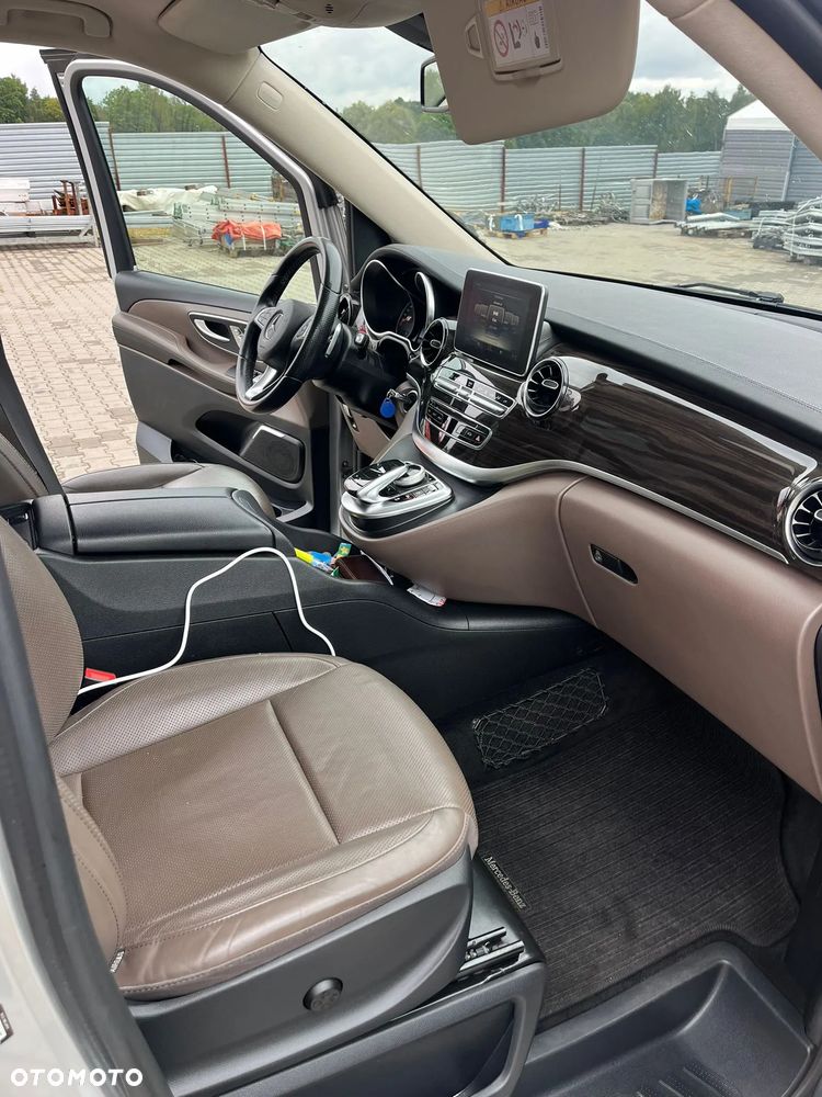 Mercedes-Benz Klasa V 300 d 4-Matic 9G-Tronic (d³ugi) - 11