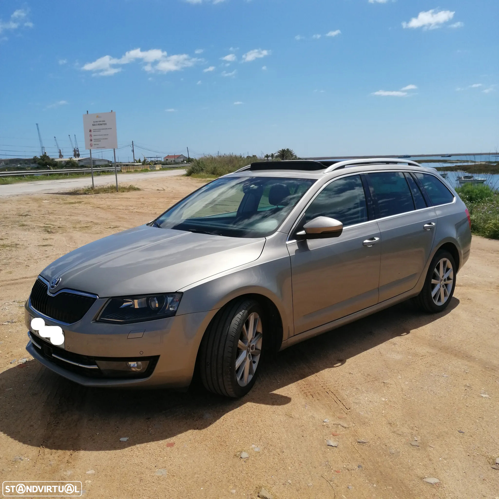 Skoda Octavia Break 1.6 TDi Elegance - 2