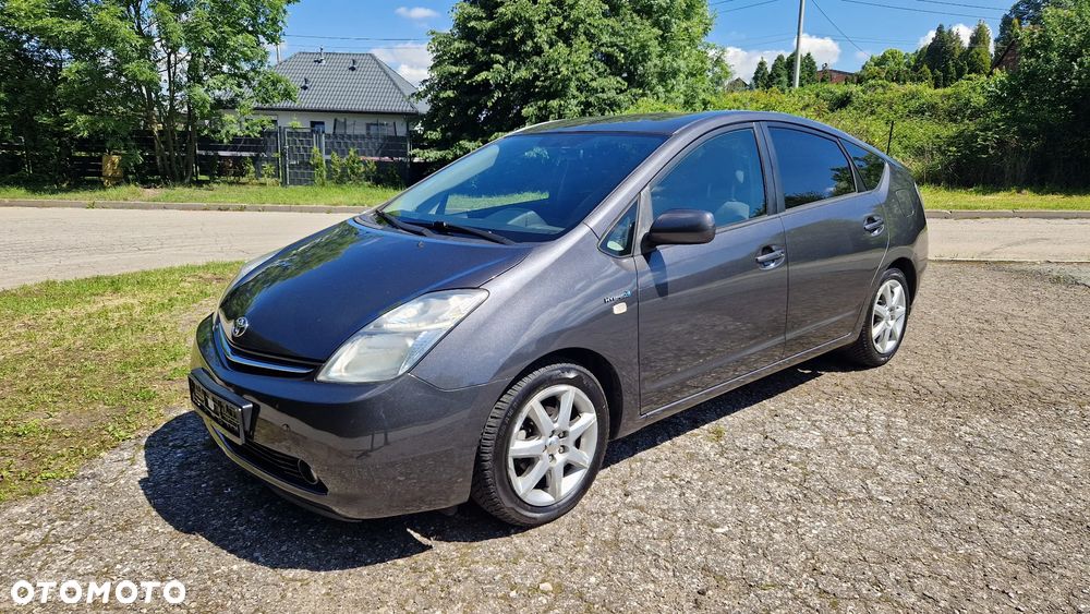Toyota Prius 1.5 VVT-i Sol (nav) - 1