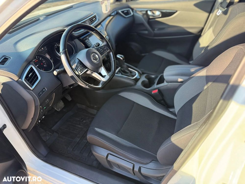 Nissan Qashqai 1.3 157CP 2WD DCT Acenta - 16