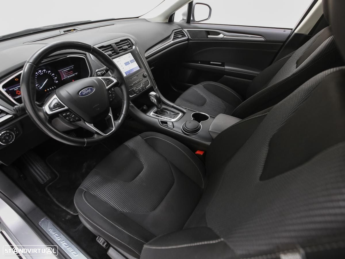 Ford Mondeo SW 2.0 HEV Titanium - 6
