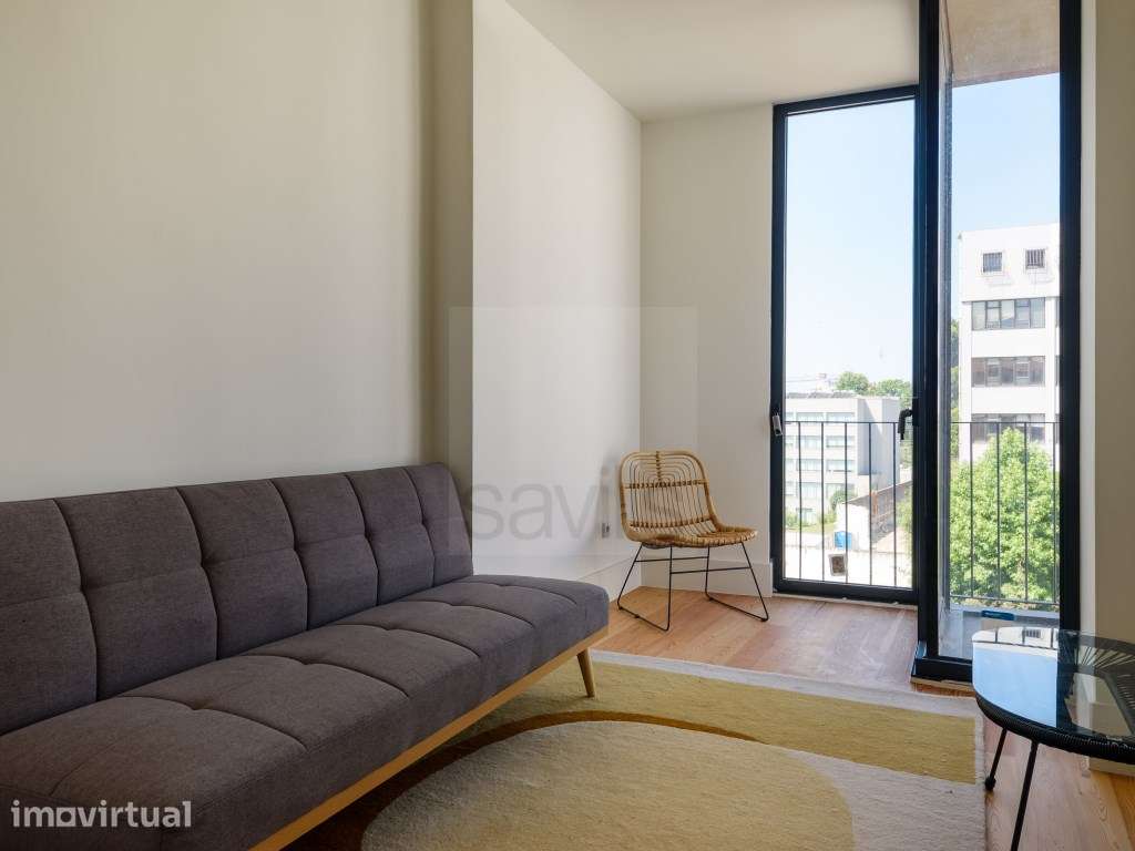 Apartamento T1 na Rua de Cedofeita - Porto