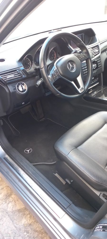Mercedes-Benz E 300 Bluetec Hybrid Avantgarde - 24