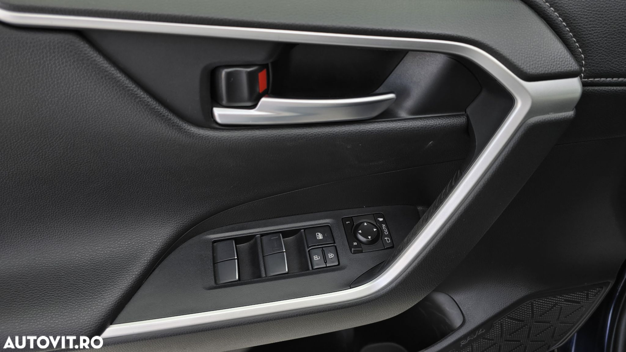 Toyota RAV4 2.5 Hybrid VVT-iE 4x4 Dynamic - 11