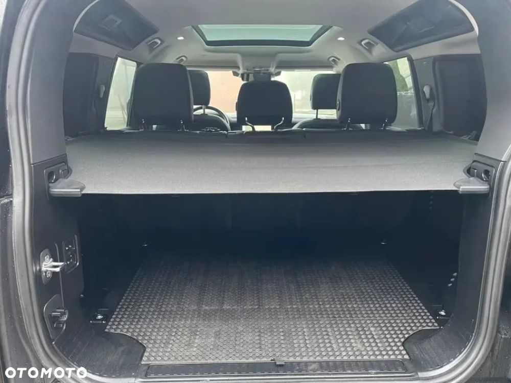 Land Rover Defender - 9