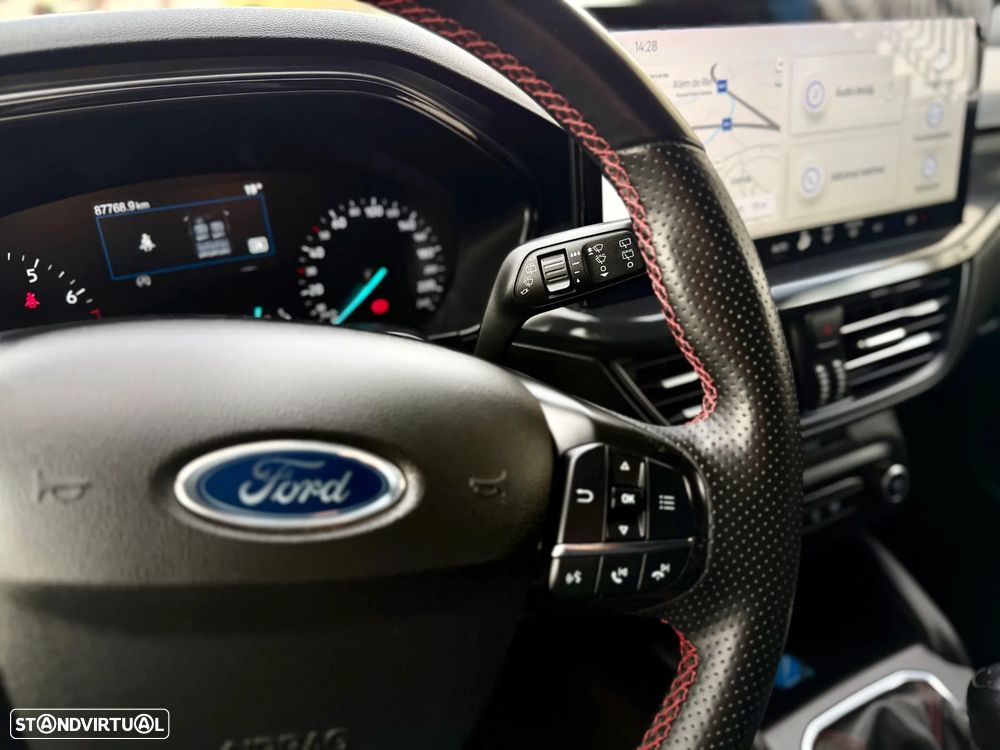 Ford Focus SW 1.0 EcoBoost ST-Line - 20