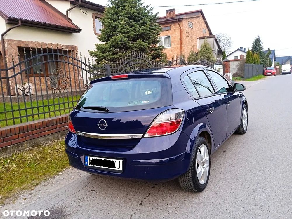 Opel Astra 1.6 Active - 21