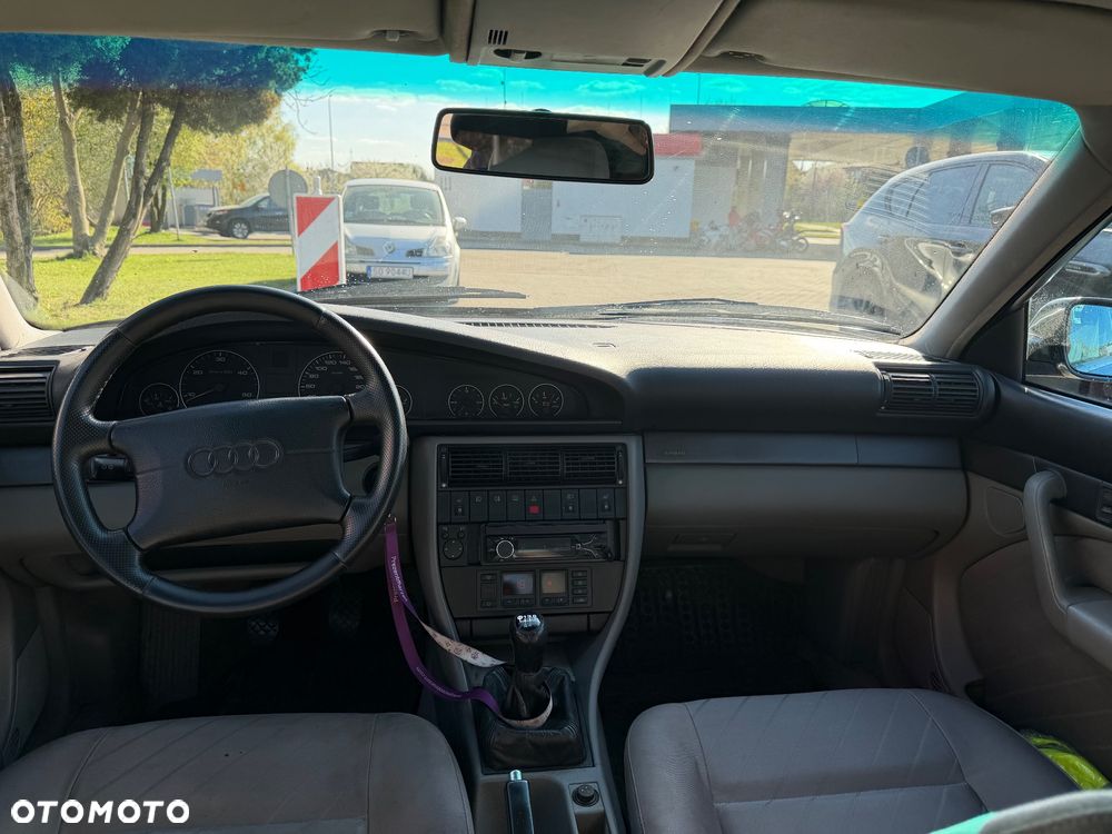 Audi A6 Avant 2.5 TDI - 14