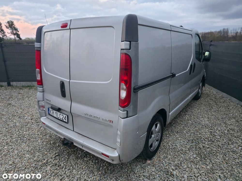Opel Vivaro - 7