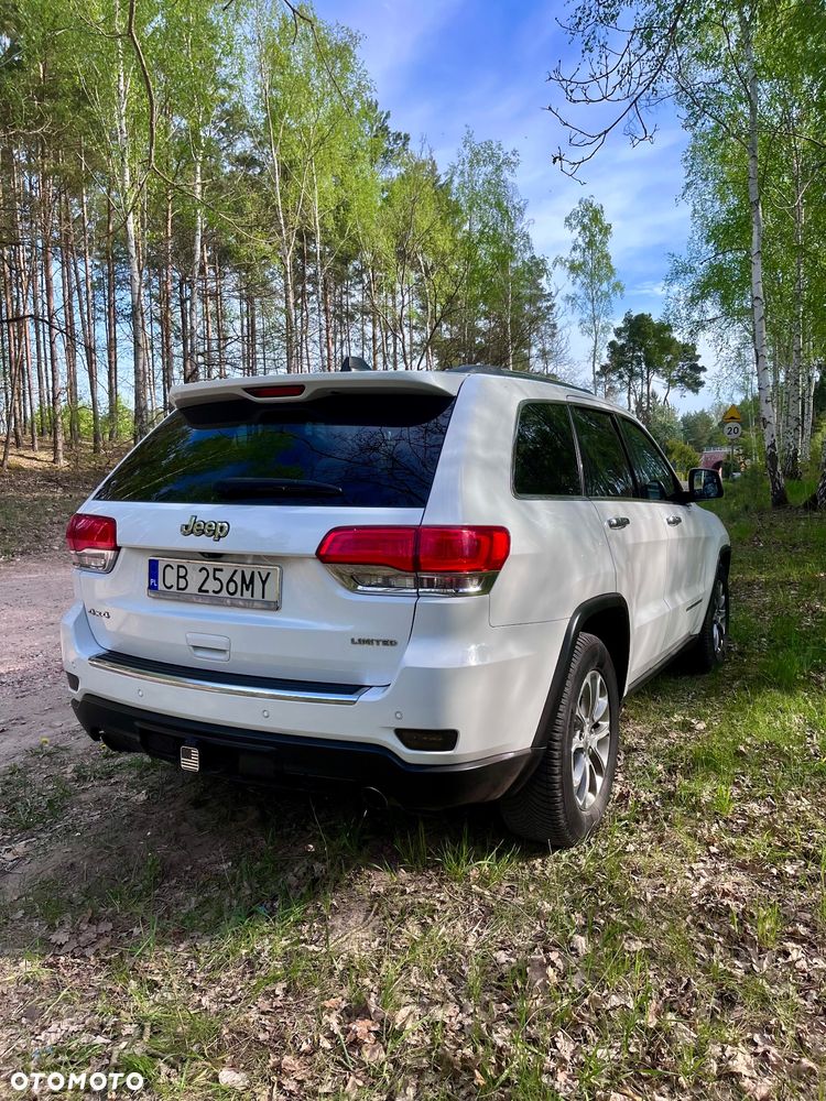 Jeep Grand Cherokee - 28