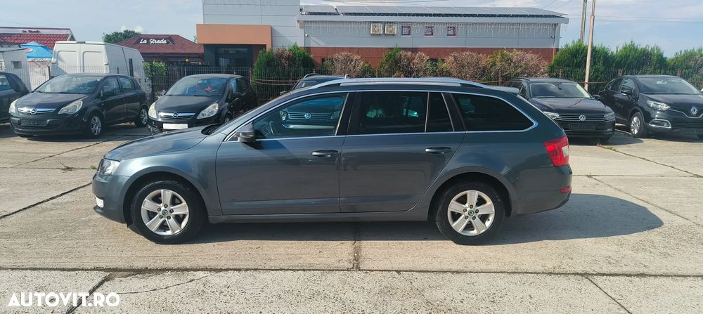 Skoda Octavia 1.6 TDI Ambiente - 3