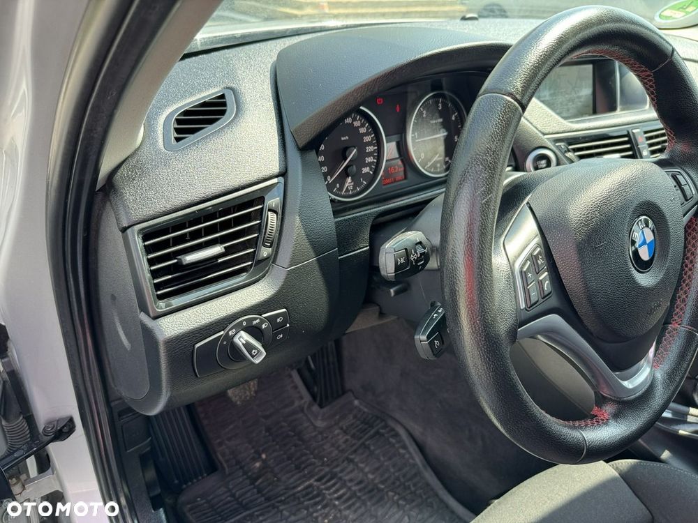 BMW X1 sDrive18d Sport Line - 20