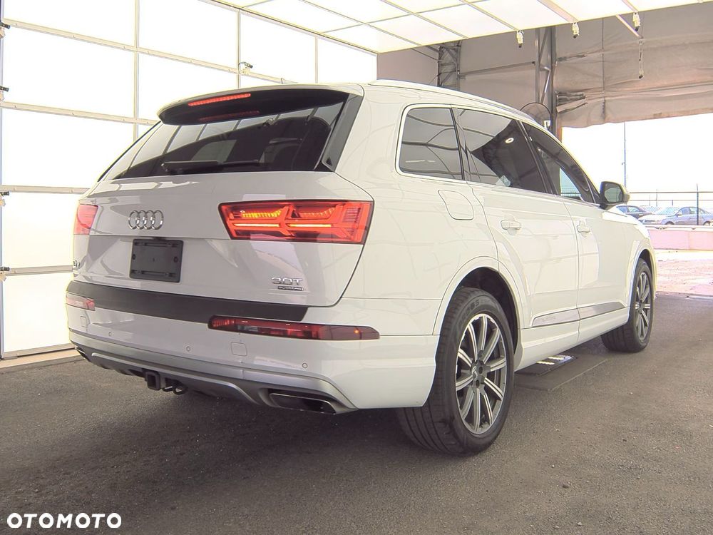 Audi Q7 - 6