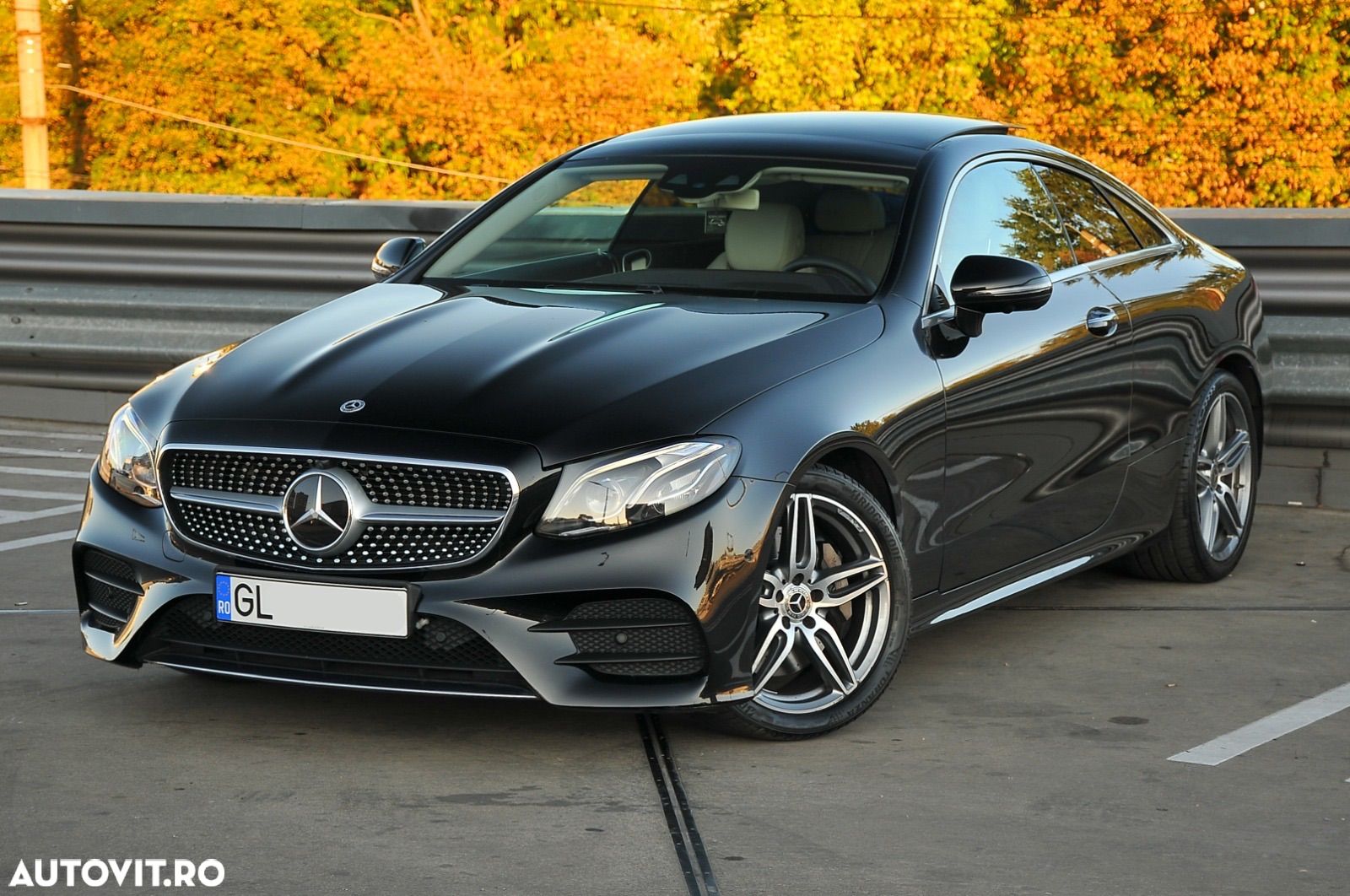 Mercedes-Benz E 350 d 4Matic Coupe 9G-TRONIC AMG Line - 1