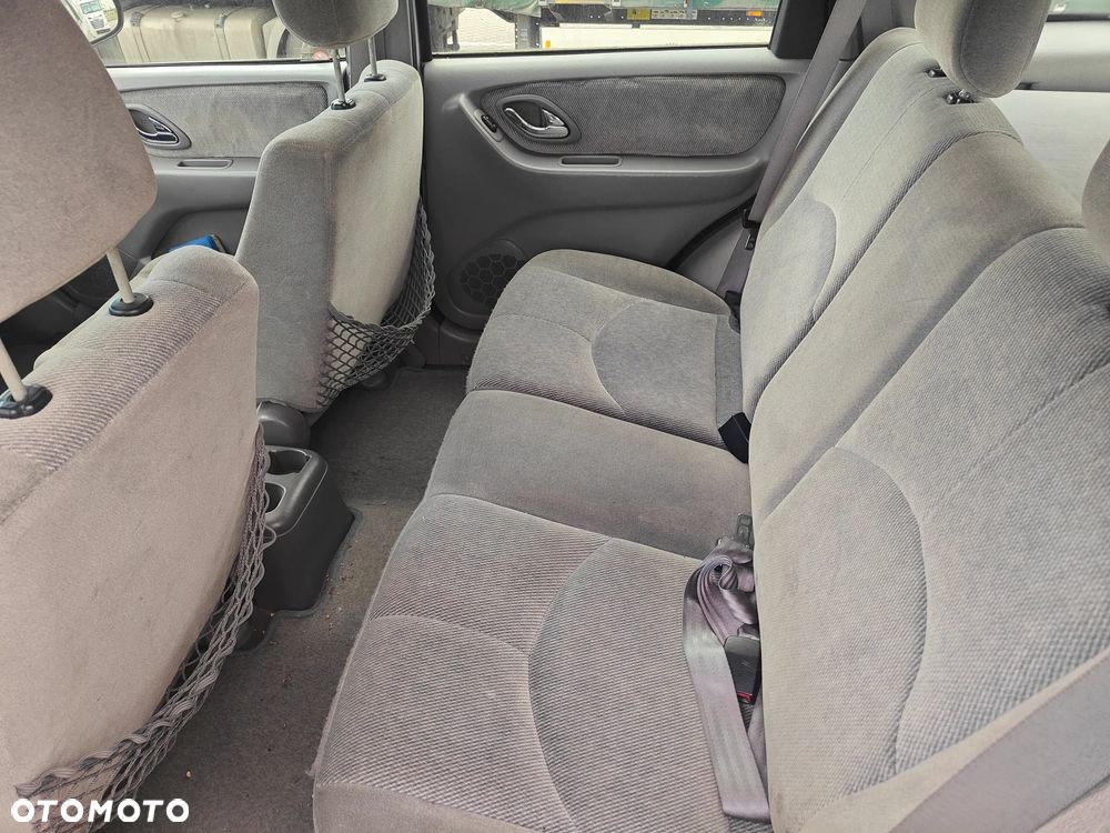 Mazda Tribute 4x4 Comfort - 33