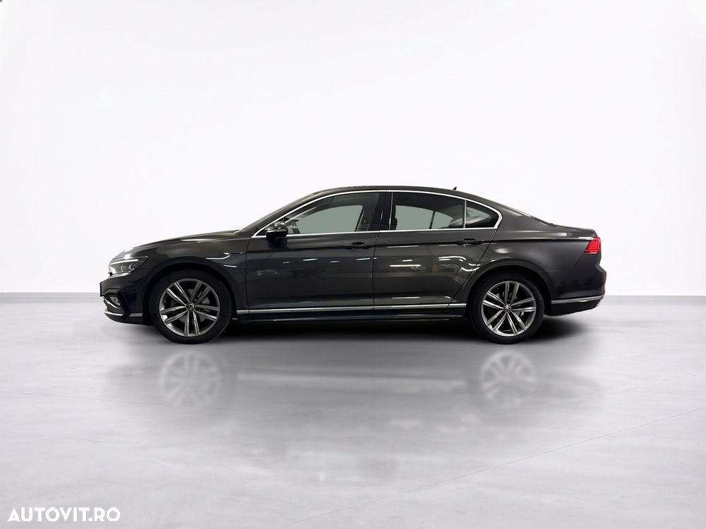 Volkswagen Passat - 3