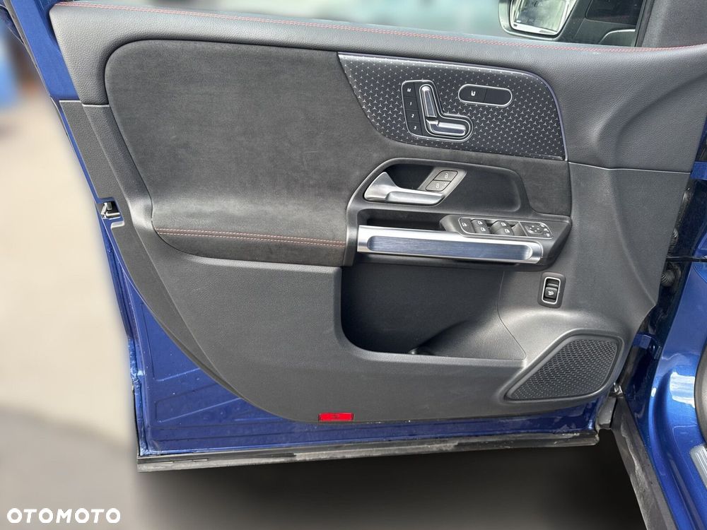 Mercedes-Benz GLB - 17