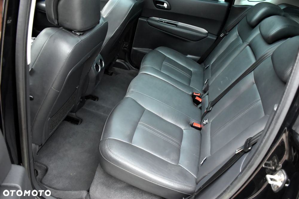 Peugeot 3008 HDi 150 Allure - 33