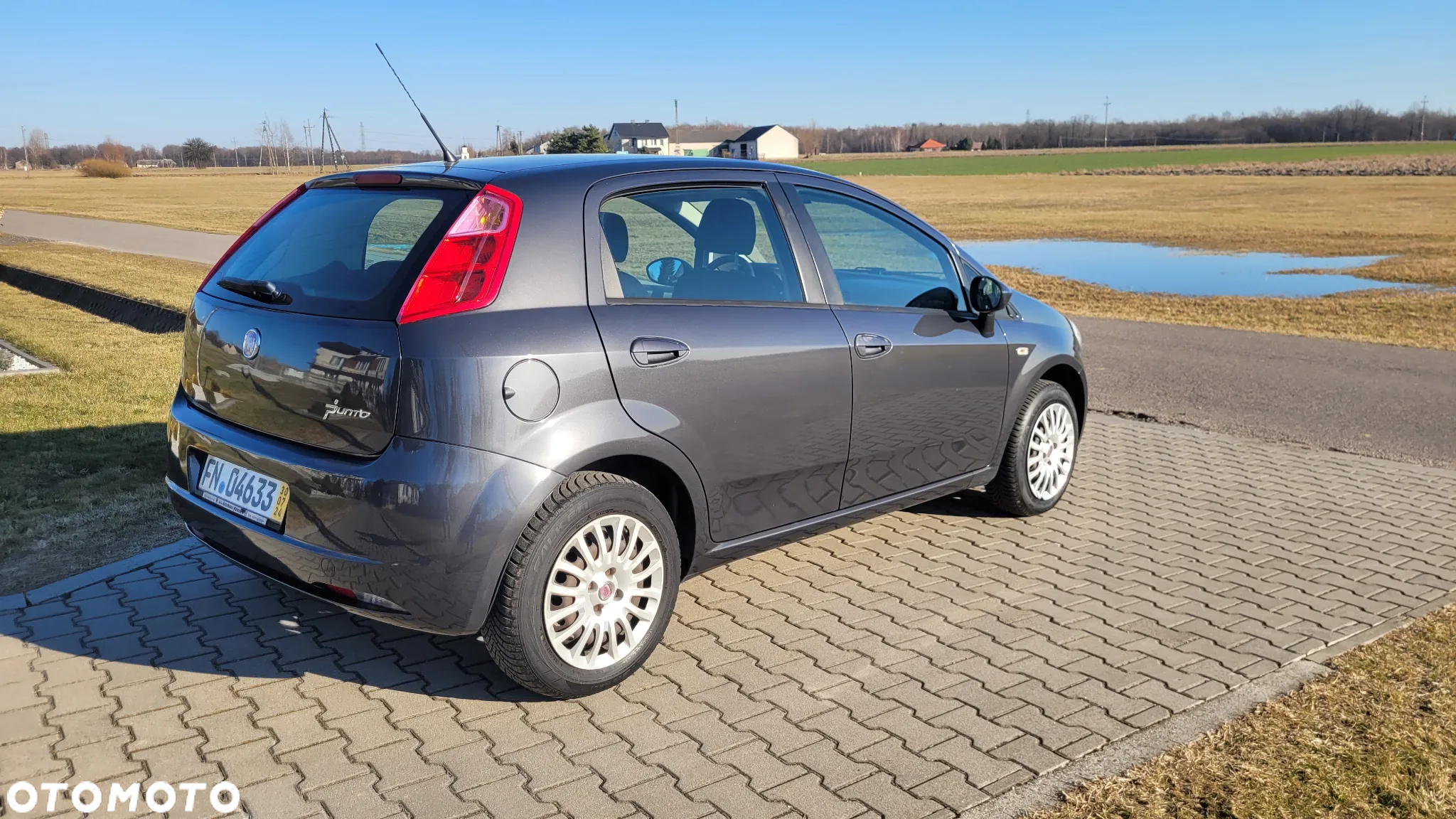 Fiat Grande Punto - 9