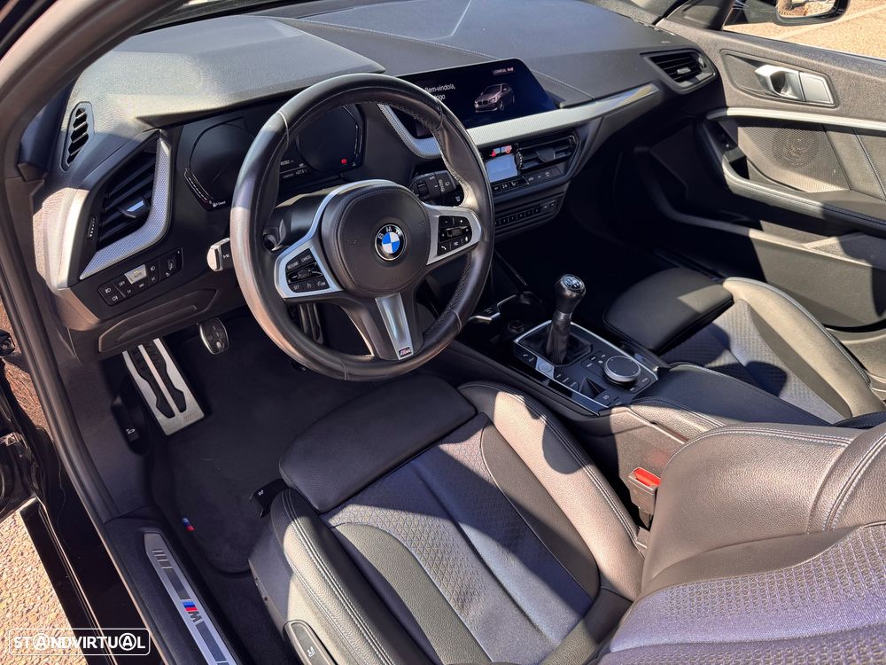BMW 116 d Pack Desportivo M - 3