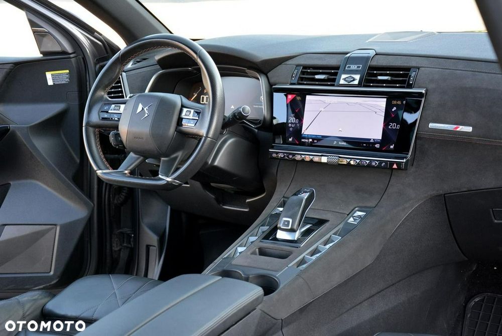 DS Automobiles DS 7 Crossback 2.0 BlueHDi Performance Line + - 20