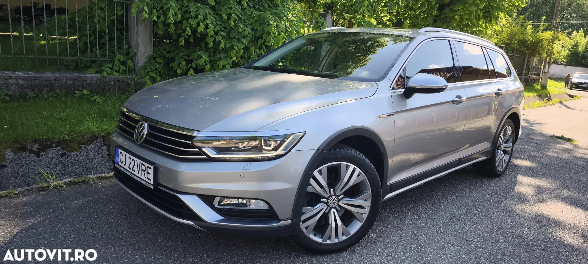 Volkswagen Passat Alltrack 2.0 TDI DSG 4Motion - 9