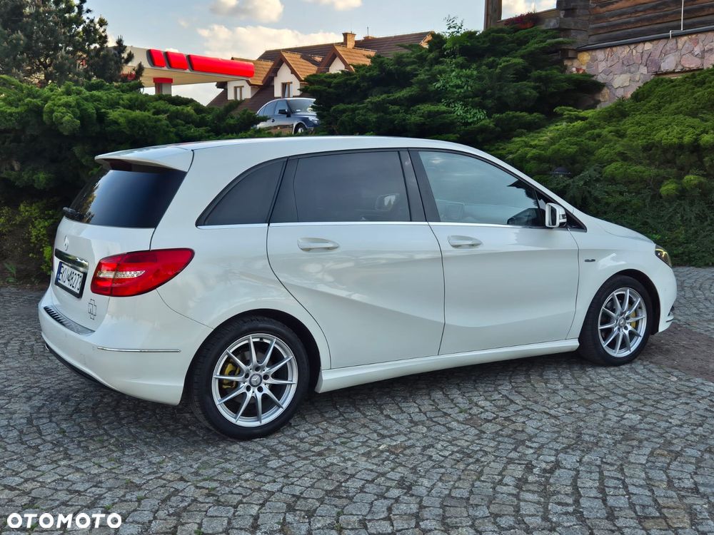 Mercedes-Benz Klasa B 180 CDI (BlueEFFICIENCY) - 11
