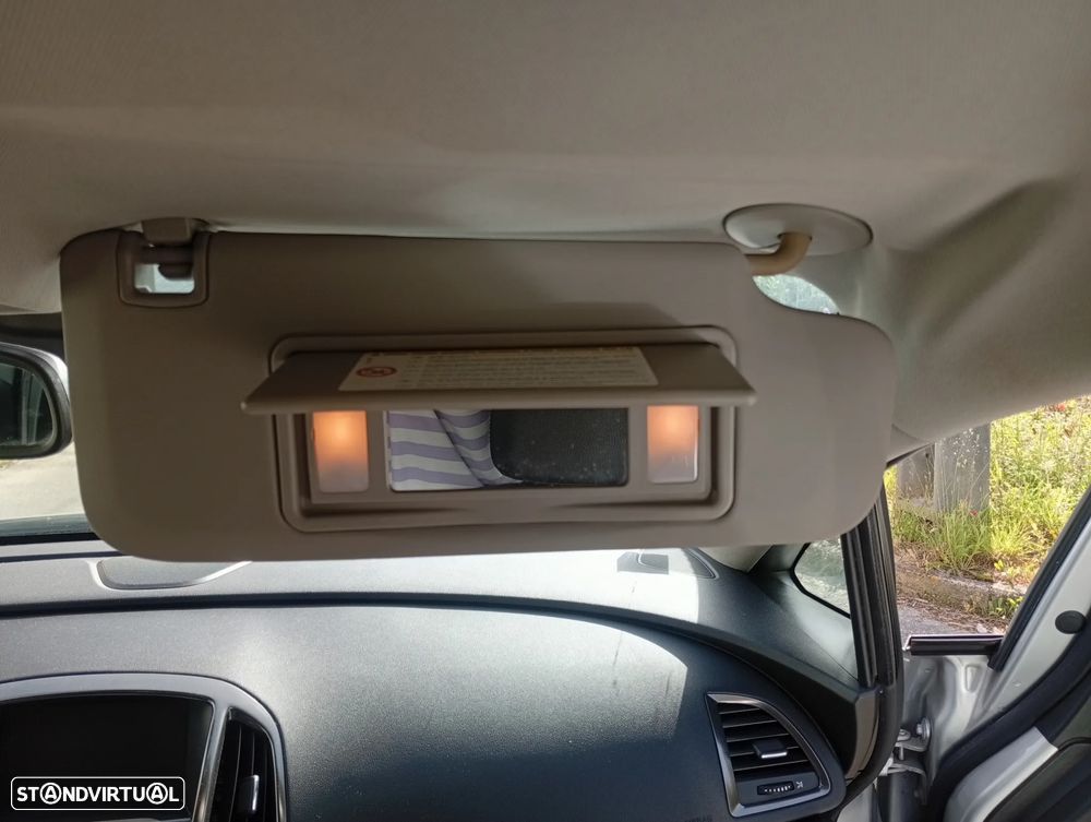 Opel Astra 1.7 CDTI Cosmo - 24