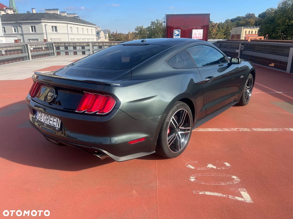 Ford Mustang 5.0 V8 GT - 9