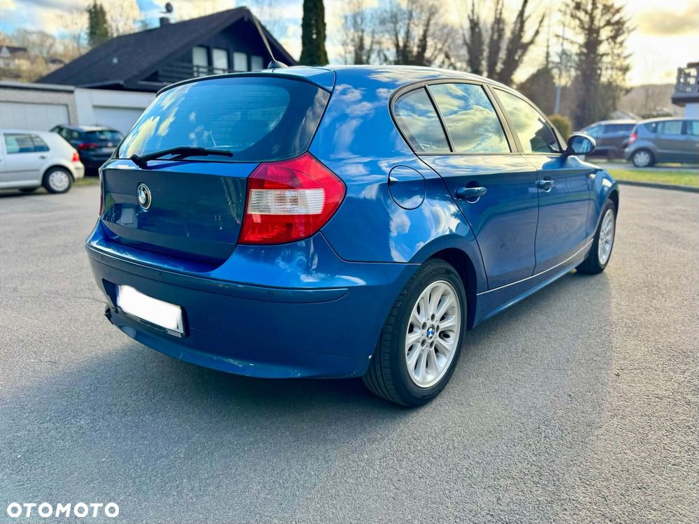 BMW Seria 1 2004 photo 3