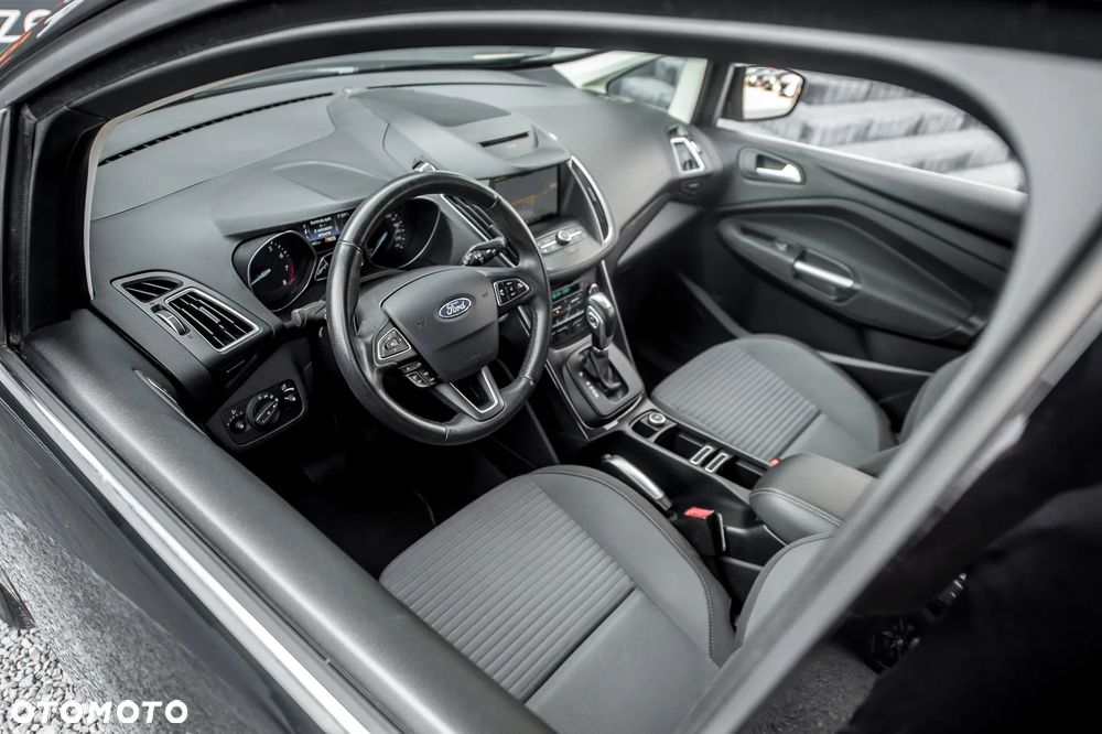 Ford Grand C-MAX - 29