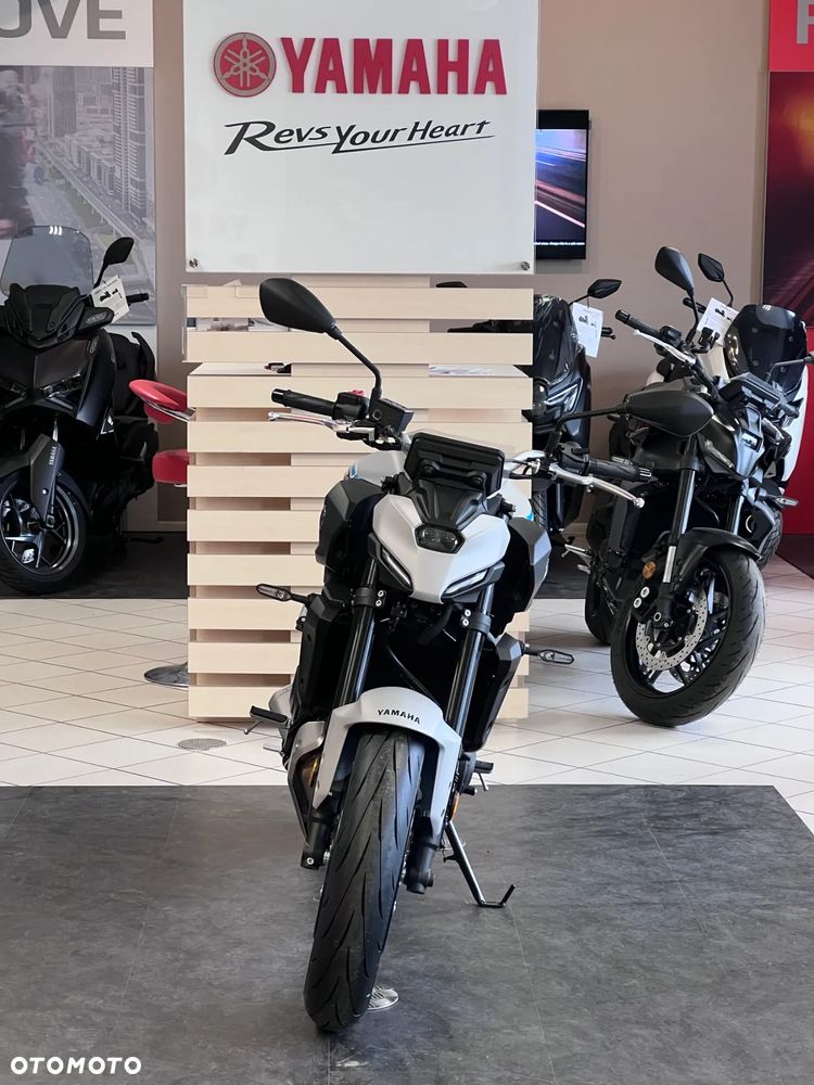 Yamaha MT - 26