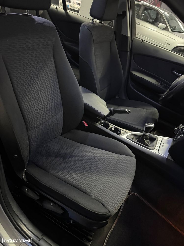 BMW 118 d Lifestyle - 21
