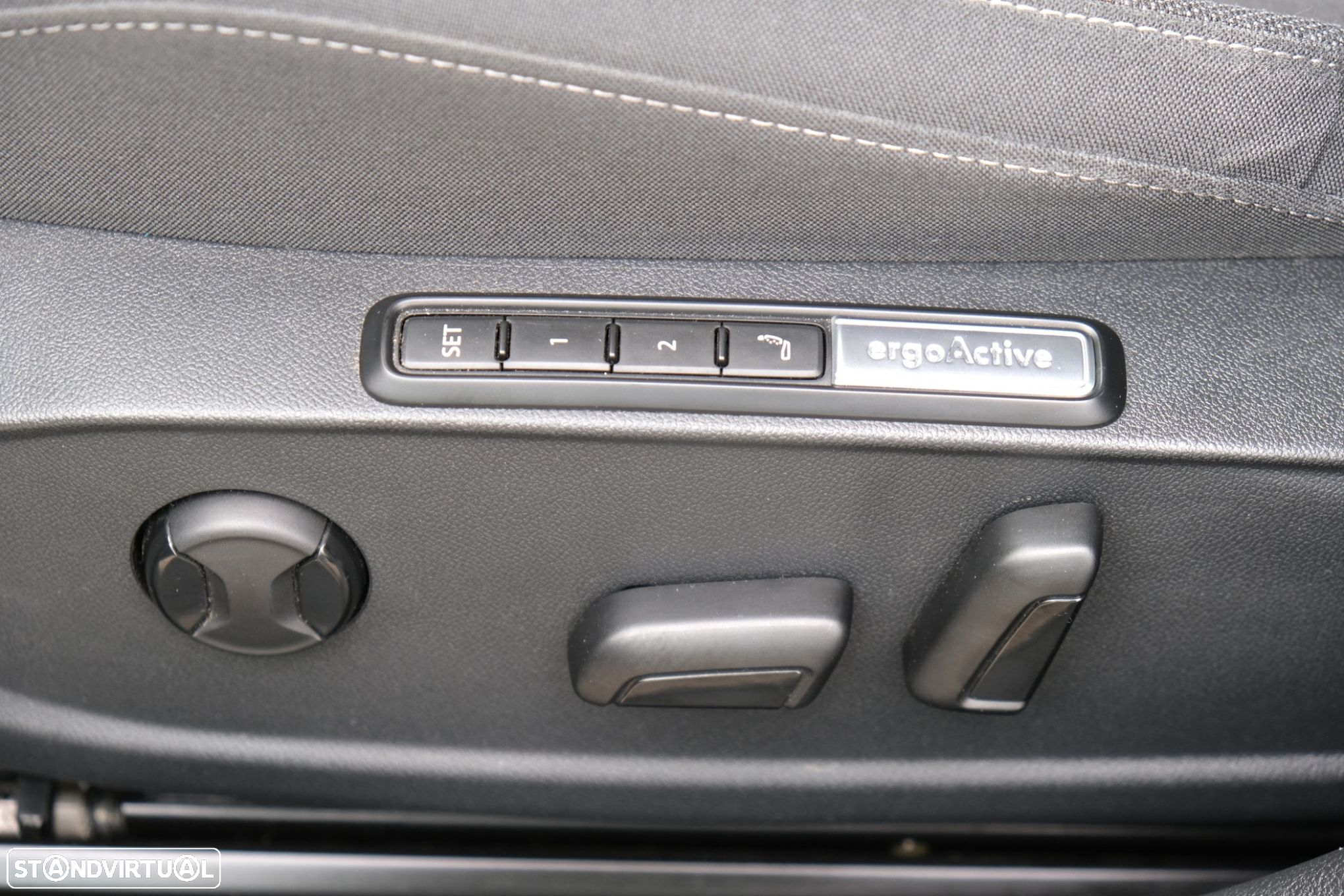 VW Golf 1.4 TSI e-Hybrid DSG - 21